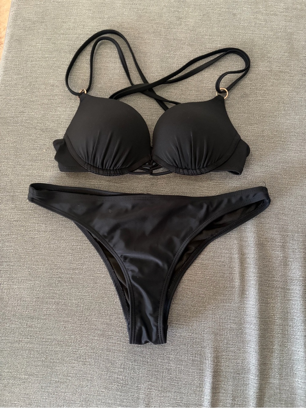 Women's Black Push-Up Bikini Set - Classic Two-Piece Swimwear